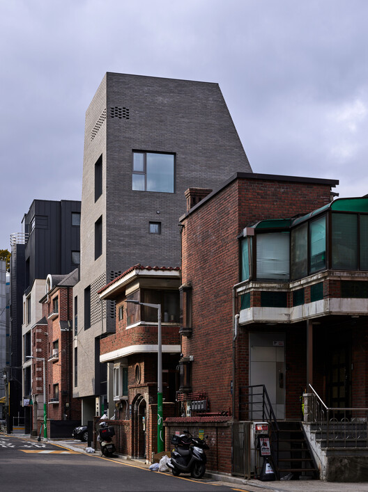 ウジュヒョン近隣居住施設 / Chun Architects - 外観写真、コンクリート