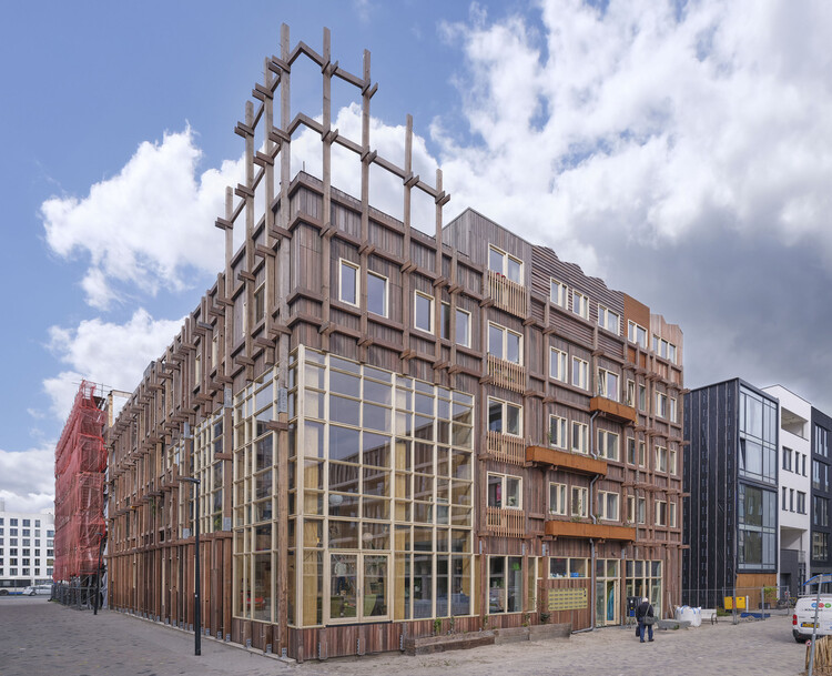 共に暮らすためのモデルを再考する: 協同組合の建築を紹介する 4 つのプロジェクト - 画像 2/10