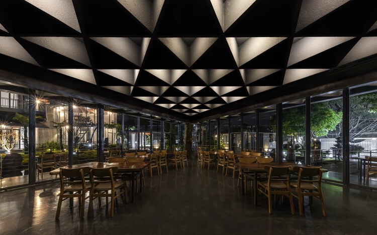 La Do Coffee / SPNG Architects - インテリア写真、ダイニングルーム、照明、ガラス、椅子、梁
