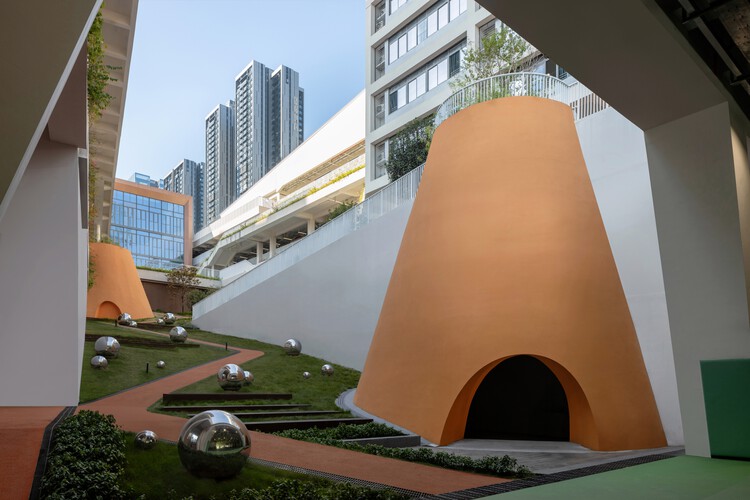 深セン龍華区清泉外国語中学校 / 宜京建築設計 - 画像 18 / 30