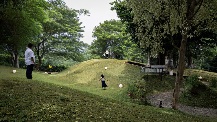 チキン ヒーロー パビリオン / RAD+ar (リサーチ アーティスティック デザイン + 建築) - 外観写真、庭園