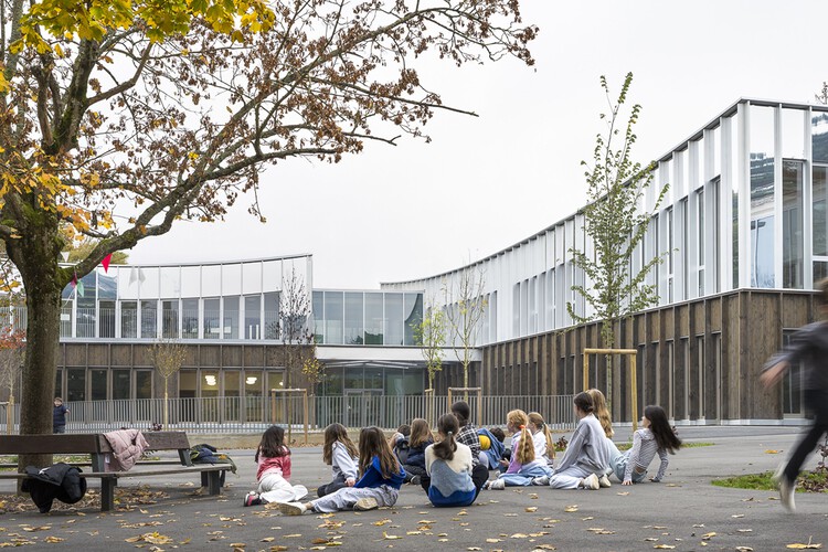 Les Violettes School Complex and Recreation Center / Hemaa Architectes -Exterior Photography