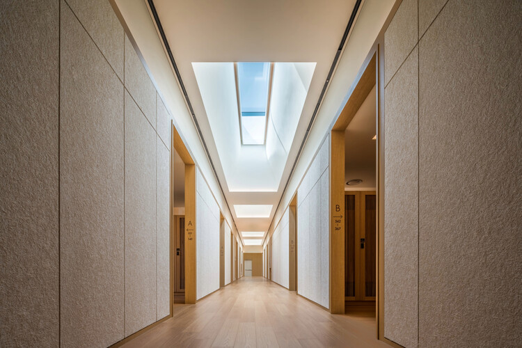 Seolhaeone Clubhouse / Joho Architecture -Image 12 of 41