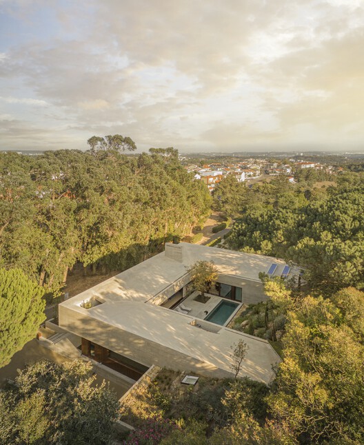 Oeiras House / Ooda -Image 6 of 32
