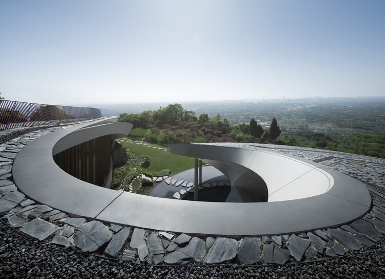 Longquan Mountain Observatory / Buzz /BüroZiyuZhuang-外観写真