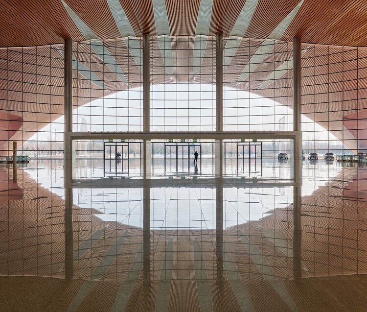 キャプチャル国際展示会およびコンベンションセンター /ザハハディッドアーキテクト-Image4 of 63