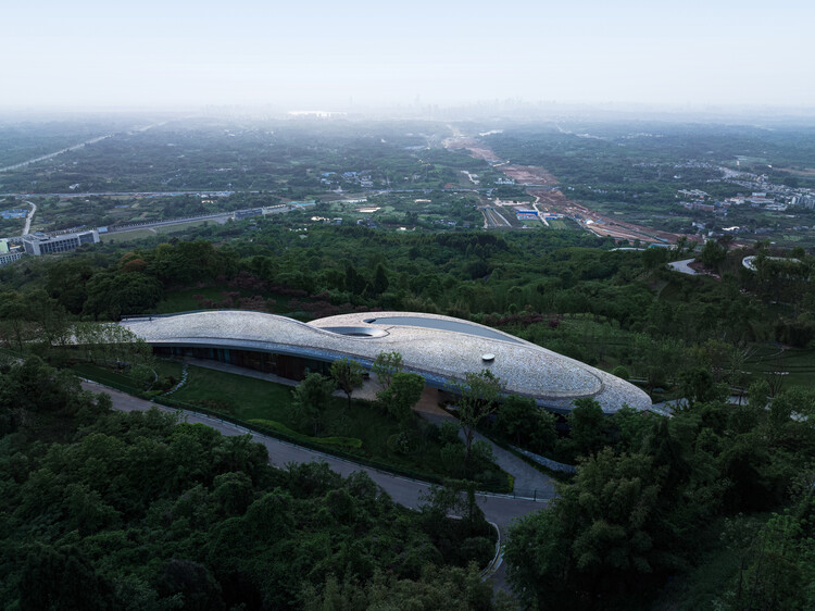 Longquan Mountain Observatory / Buzz /BüroZiyuZhuang-外観写真