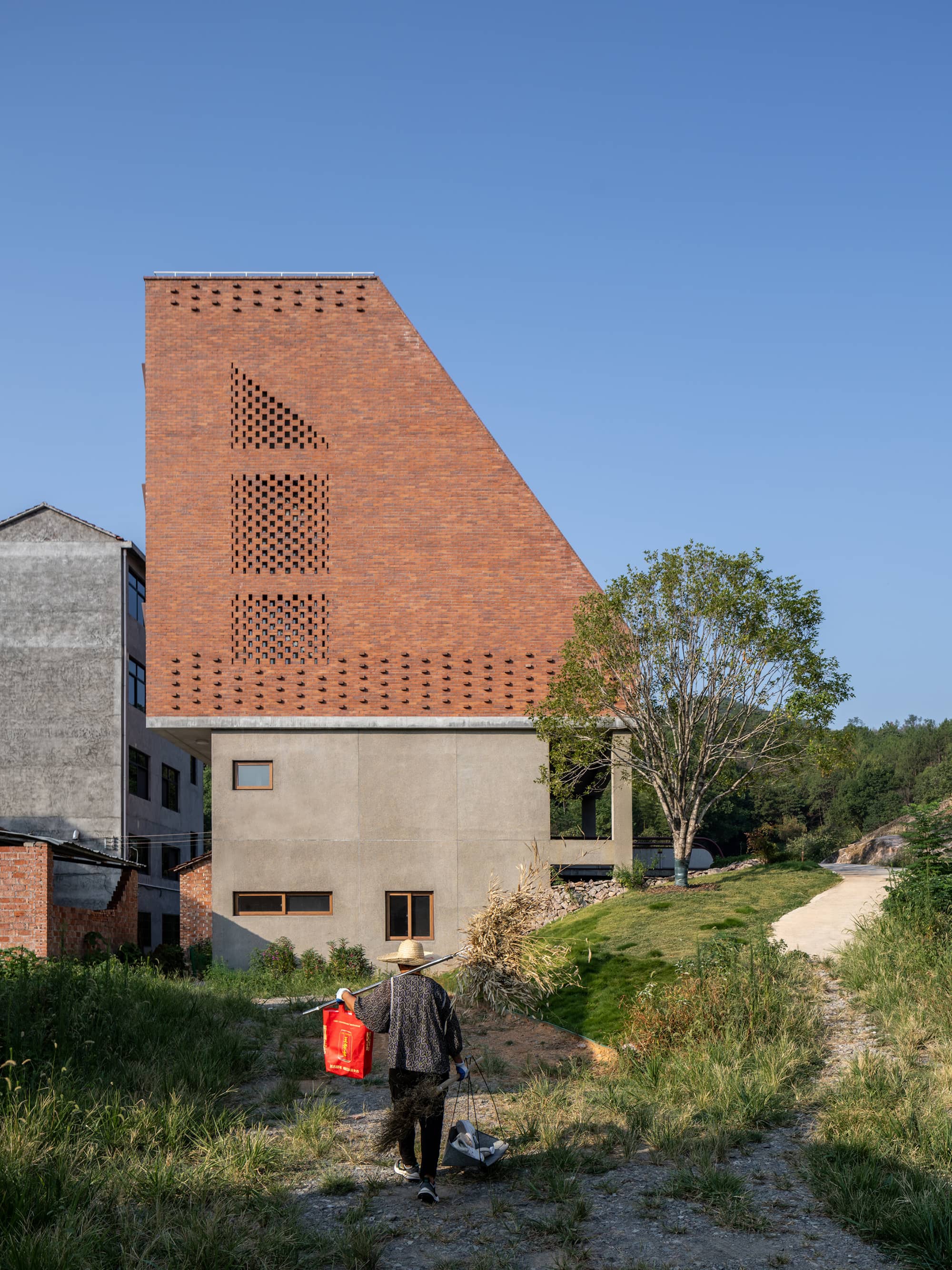 Shanxia Cultural Station / Mufu Architectural Performance Studio
