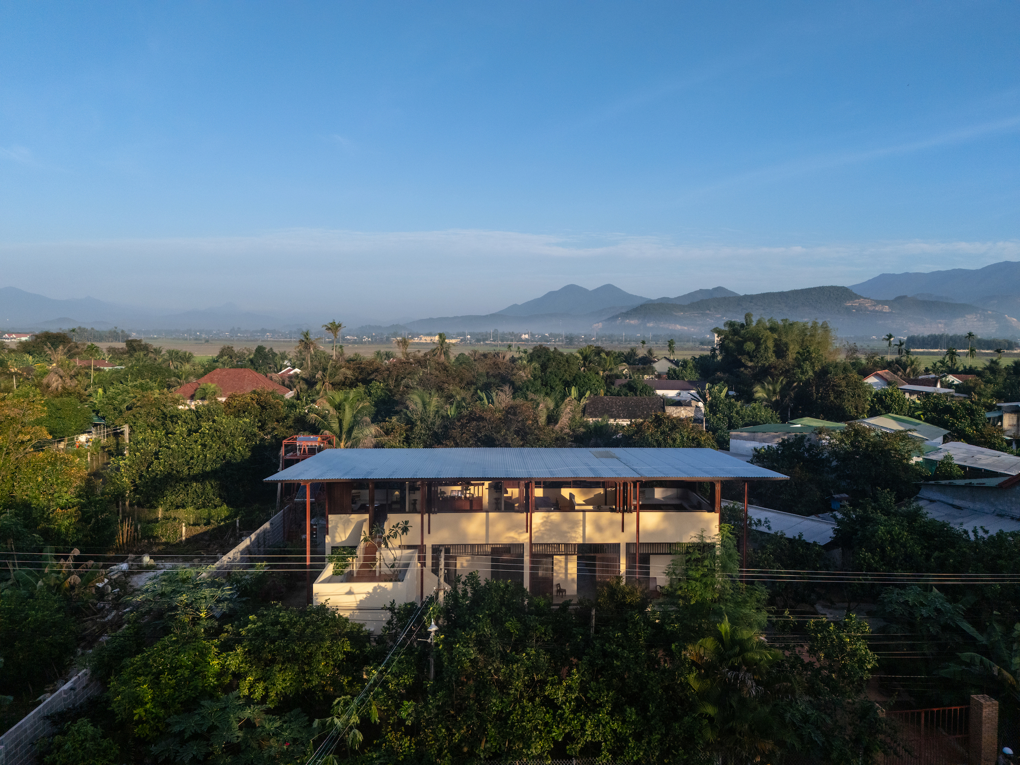 DB Horizo​​n House / Sal