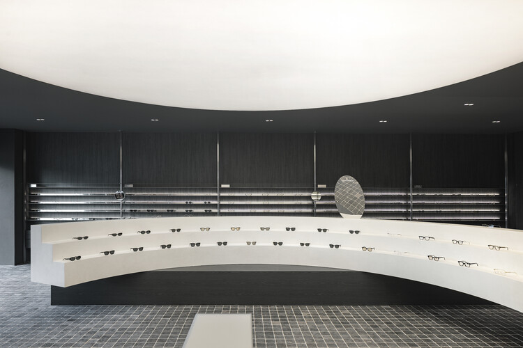 Glass Star Eyewear Shop / RVMN -Image14/31