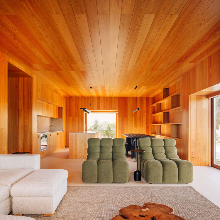 Toxofal / Manuel Tojal Architectsの家 - インテリア写真、リビングルーム、木材、椅子