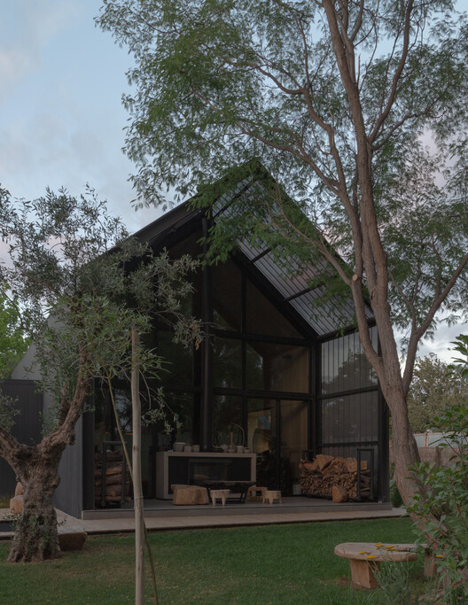 Arrow House / Mora Hughes Arquitectos -Image 6 of 25