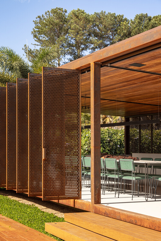 PavilhãoVarandaHouse / Arqbr Arquitetura e Urbanismo-画像36 of 45