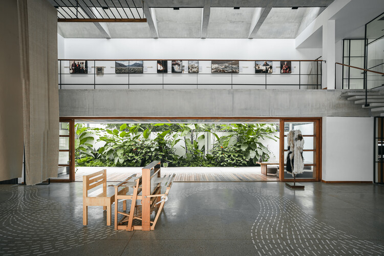 Ame Studio / BetWeenspaces-インテリア写真、キッチン、木材、階段