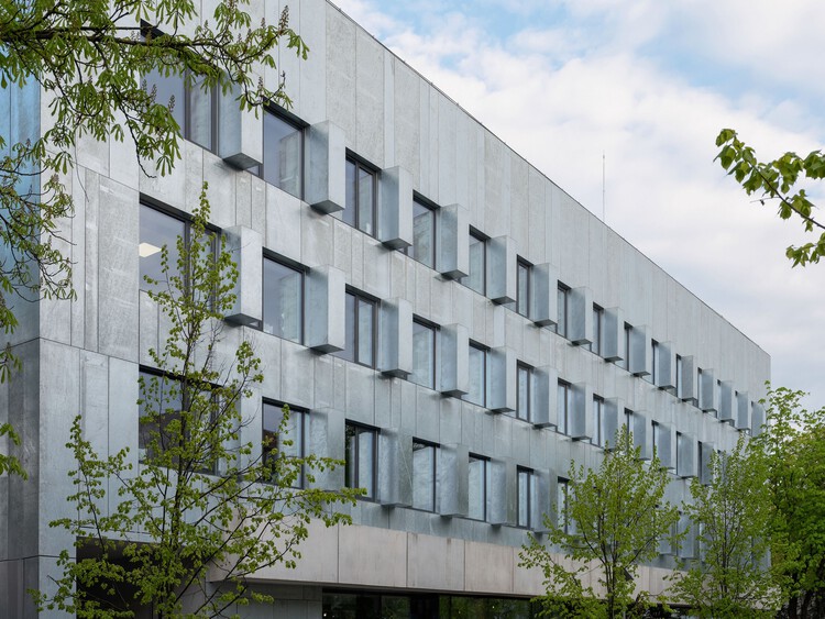 Herojus School / Architectural Bureau G.Natkevicius＆Partners -Image 9 of 31