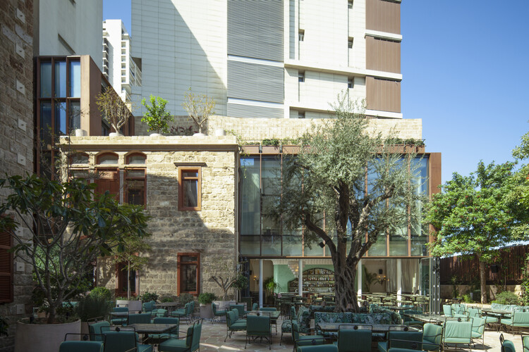 Beihouse / Dagher Hanna＆Partners -Exterior Photography、椅子