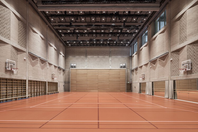 モニオ高校と文化センター / AOR建築家 - インテリア写真