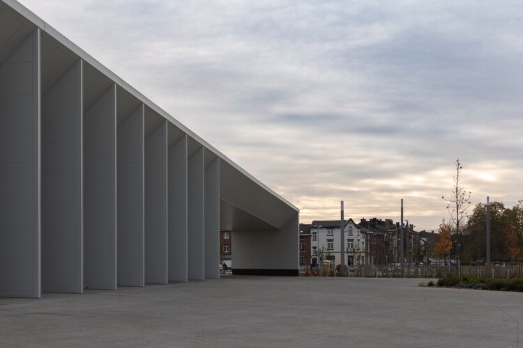 LiègeExpoExhibition Hall / Francisco Mangado-外装写真、コンクリート
