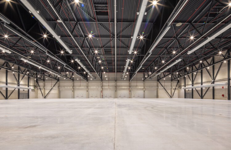 LiègeExpoExhibition Hall / Francisco Mangado -Image 10 of 25