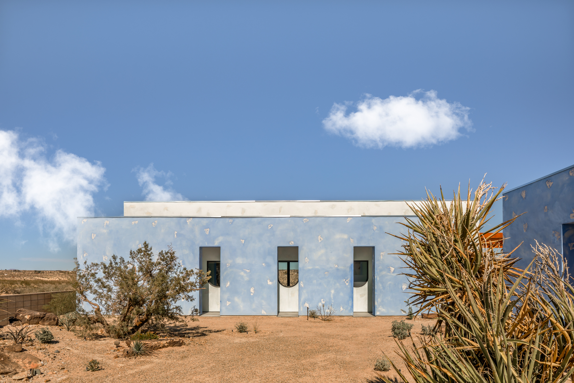 Casa Azzurra / Studio Adm