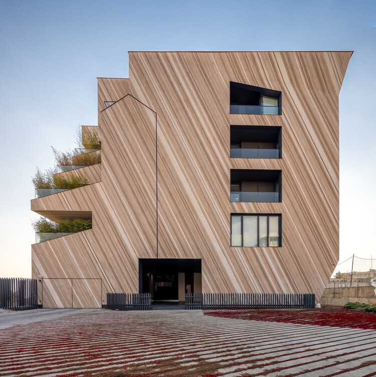 Ando Residential Building / Nextoffice -Exterior Photography、Wood
