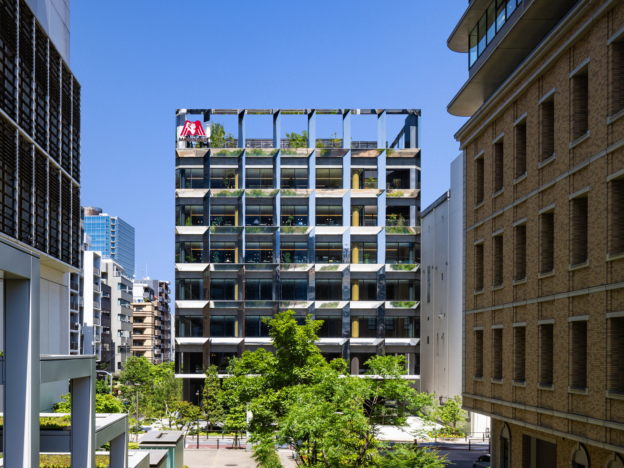 Morinaga Shibaura Building / Taukaka Corporation
