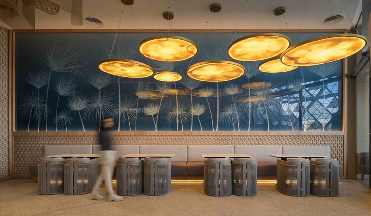 Beano'sCafé / Shewekar Design Studio-インテリア写真、キッチン、照明、ガラス