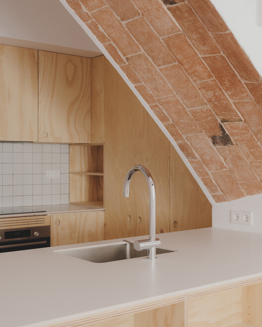 Joan Maragall House / Ca -N Estudi-インテリア写真、キッチン、木材、カウンタートップ