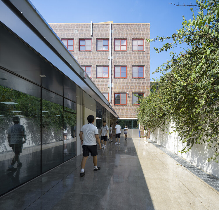ミラエ高校の科学技術カフェテリア拡張 /裸地の建築家 - エクステリア写真
