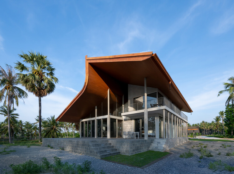 Mon Kluen House / Beautbureau -Exterior Photography、Column