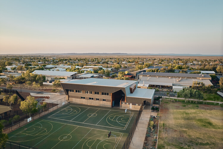 Karrathaシニア高校技術学習施設 / Iredale Pedersen Hook Architects -Exterior Photography、Aerial View Photography