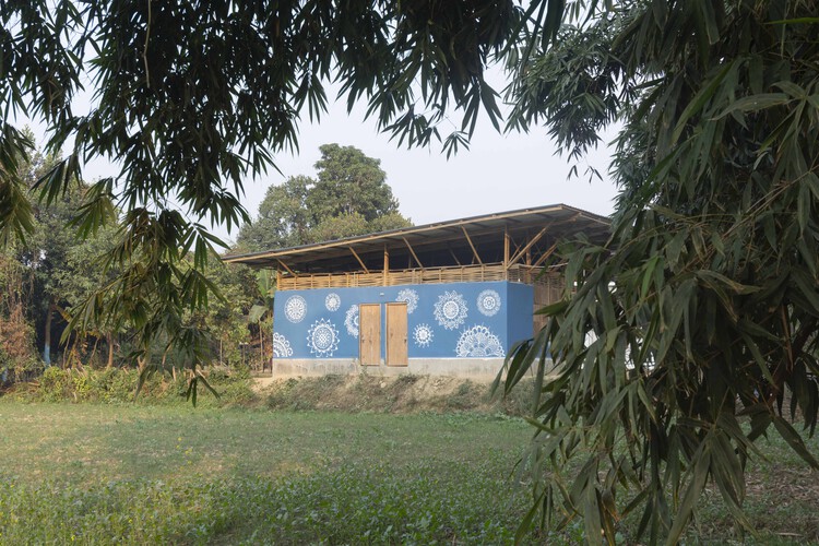 Bahuarwa Primary School / Arch Aid -Image2 of 37