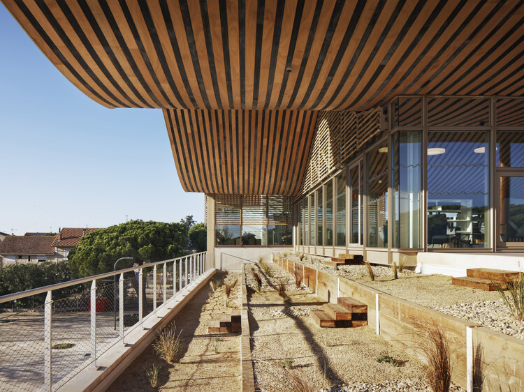 イベントホールL'Agora and Ernest Hemingway Media Library / Ateliers A+ -Image5 of 25