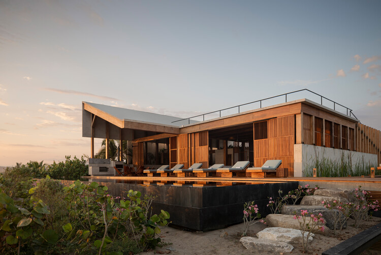 Casa Kani Ini / Tac Taller Alberto Calleja-外観写真、木、梁