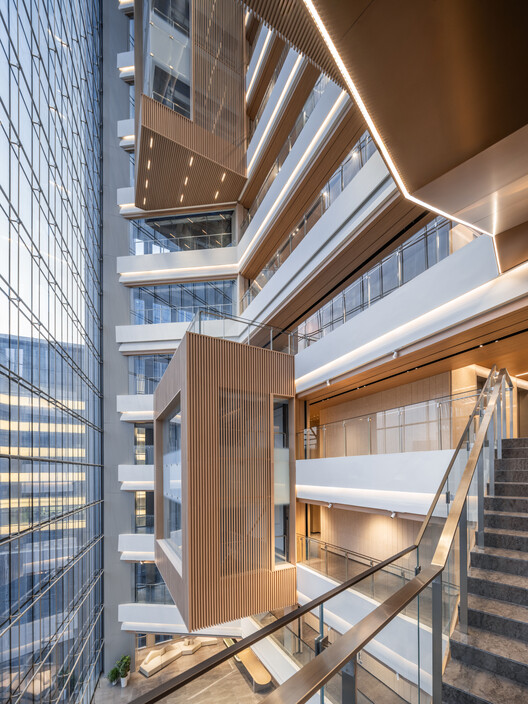 Cofco Qianhai Innovation Center Office / Goettsch Partners -Image 9 of 18