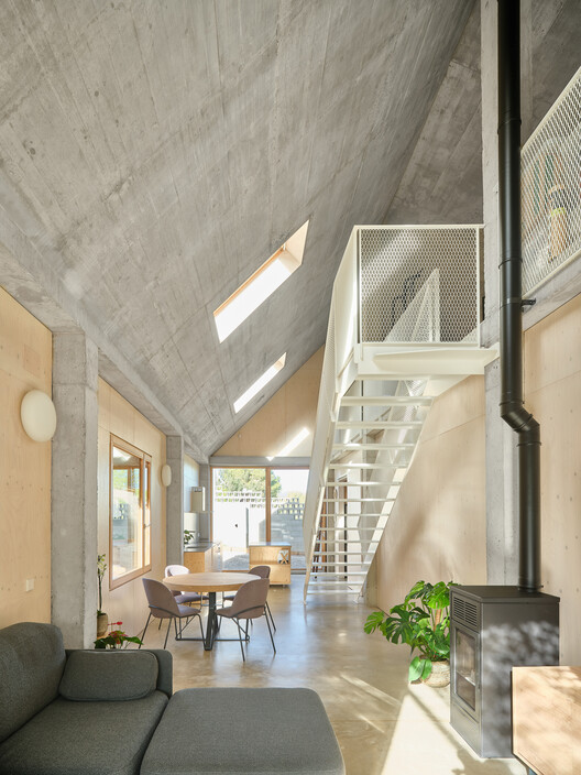 CASA CG / ALVENTOSA MORELL ARQUITECTES-インテリア写真、ダイニングルーム