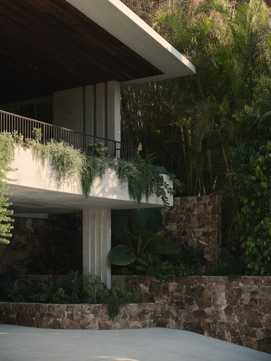 Brahminy House / HGA.Studio-画像7/16