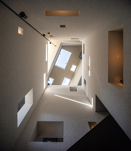 Poodom deqin Meri Hotel / Buzz /BüroZiyuZhuang -Image4 of 49
