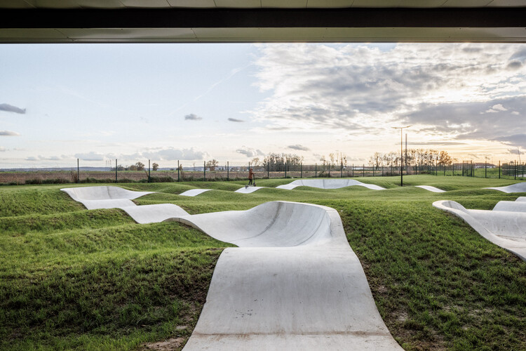 Nikola Karabatic Sports Complex / Atelier Aconcept -Image 5 of 24