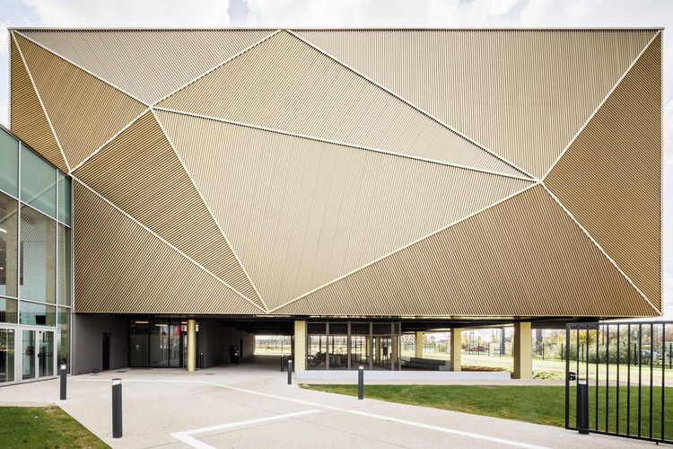 Nikola Karabatic Sports Complex / Atelier Aconcept -Image 12 of 24