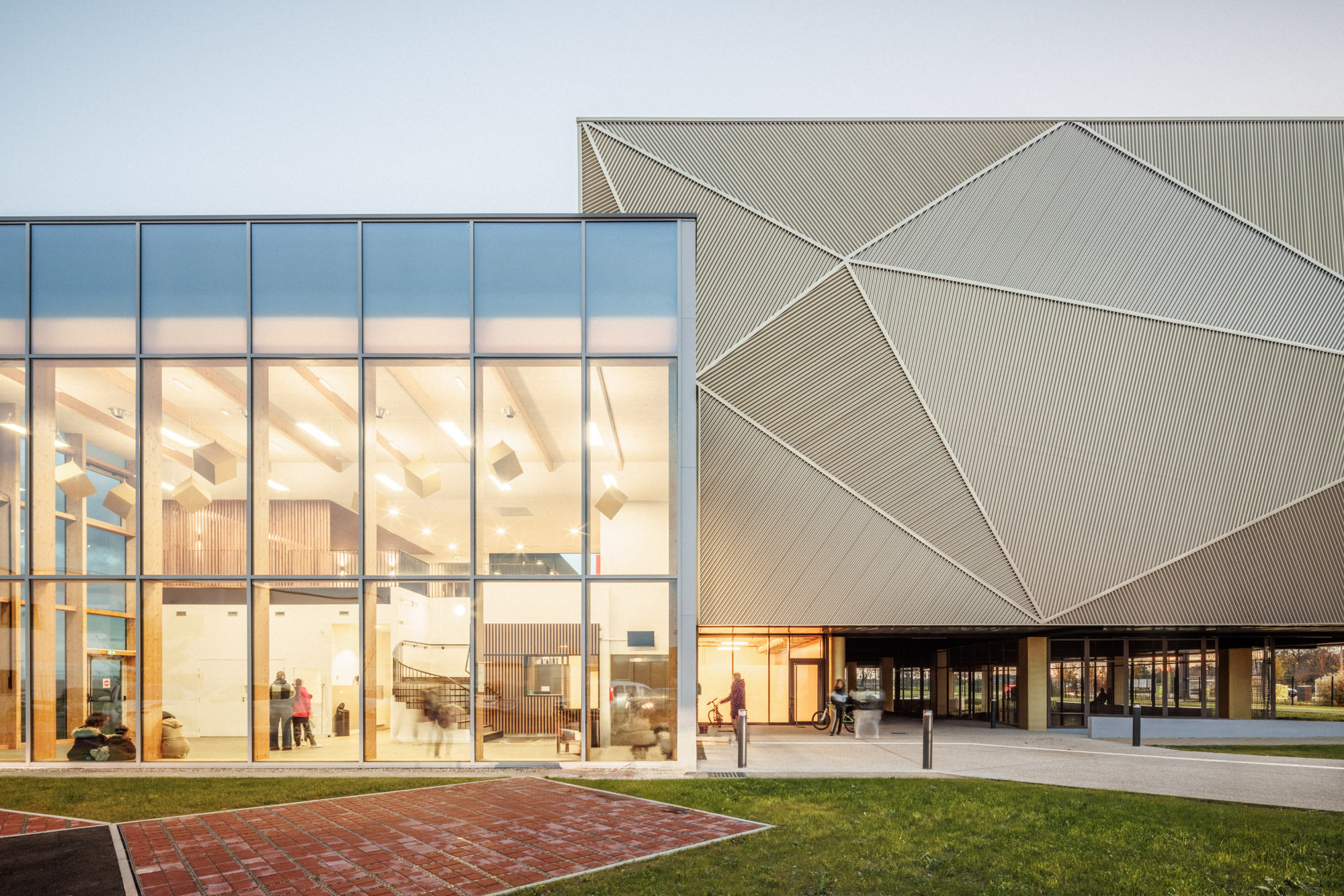 Nikola Karabatic Sports Complex / Atelier Aconcept