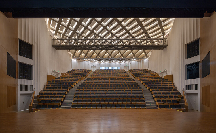 Yijia Tongji University / Tjad Atelier L+ -Image 23 of 42