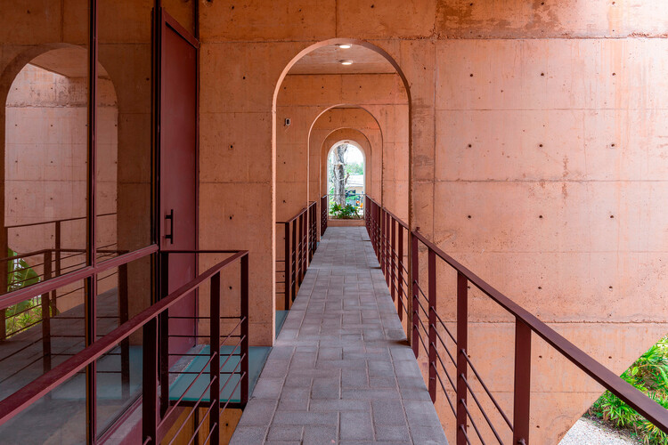 El Campestre Recreational Park Complex＆Community Development Center / cca Centro deColaboraciónArquitectónica + BernardoQuinzaños -Image 27 of 34