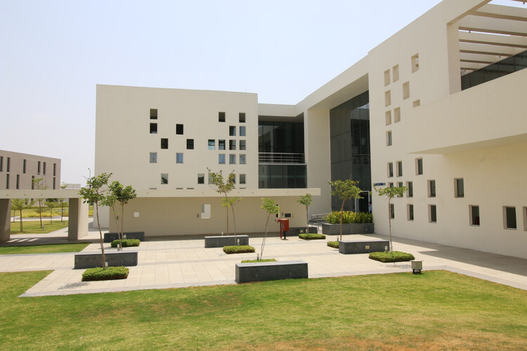 Tata Consultancy Services / Somaya Sampat -Image5 of 19