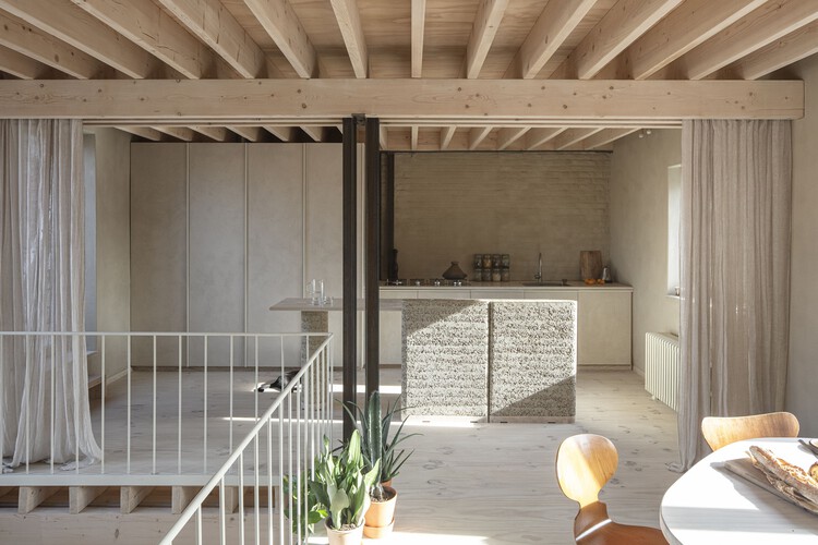 カルパービルの改修 /hé！ Architectuur + buro Kiss + ea + -25の画像4