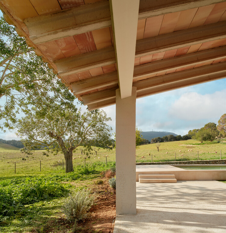 CAS SESTADORS / MIEL ARQUITECTOS -IMAGE 15 of 29