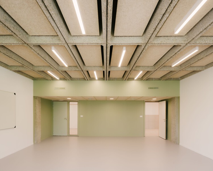 MaryseBastié中学校の再建 /テクトニック建築家 - インテリア写真