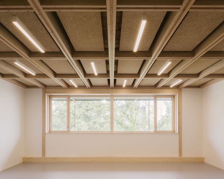 MaryseBastié中学校の再建 /テクトニック建築家 - 画像13 of 28