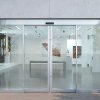 自動ドアシステムの環境に優しい未来：設計とパフォーマンスの変化