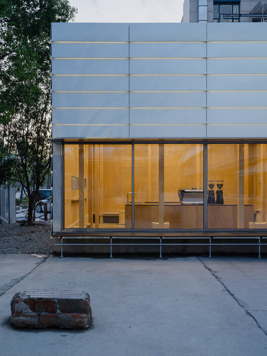 B131Café / Jiangjie Office -Image16/35